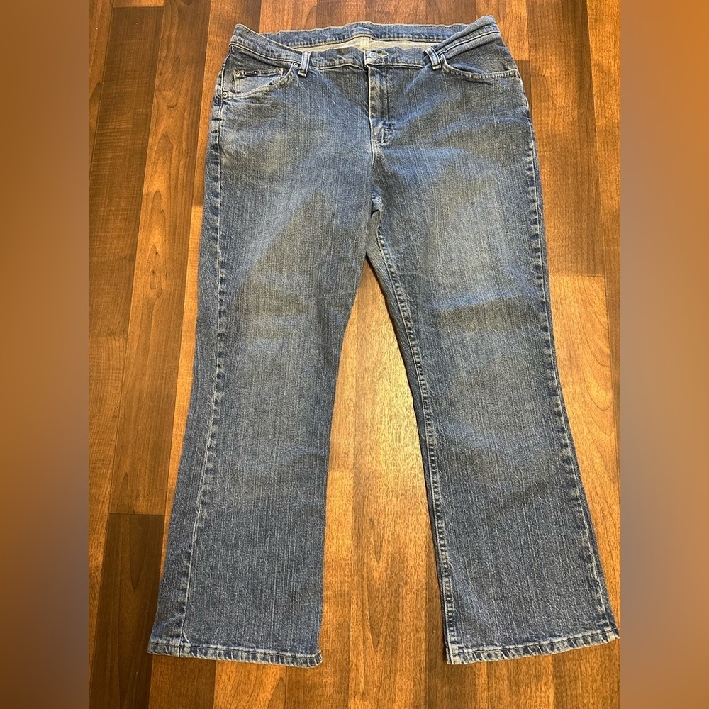 Riders by Lee 
Women's Blue Jeans